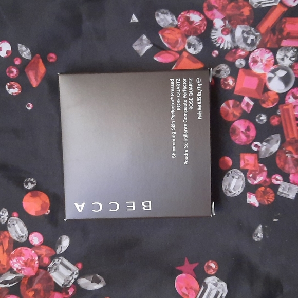 BECCA Other - BECCA Shimmering SkinPerfector Pressed Highlighter
